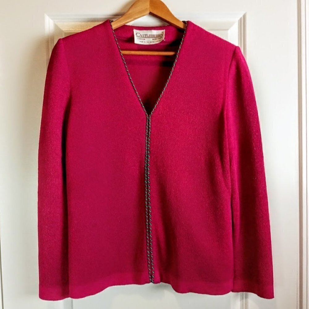 Vintage Castleberry Knit V-Neck Long Sleeve Sweater